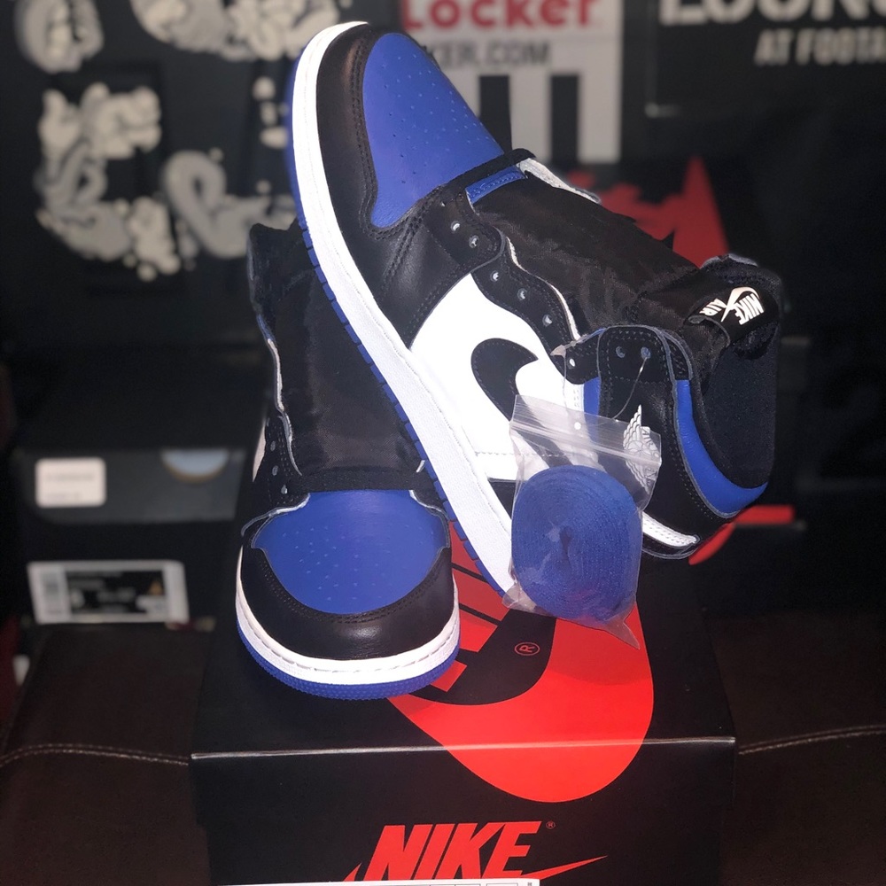 Air Jordan 1 Royal Toes